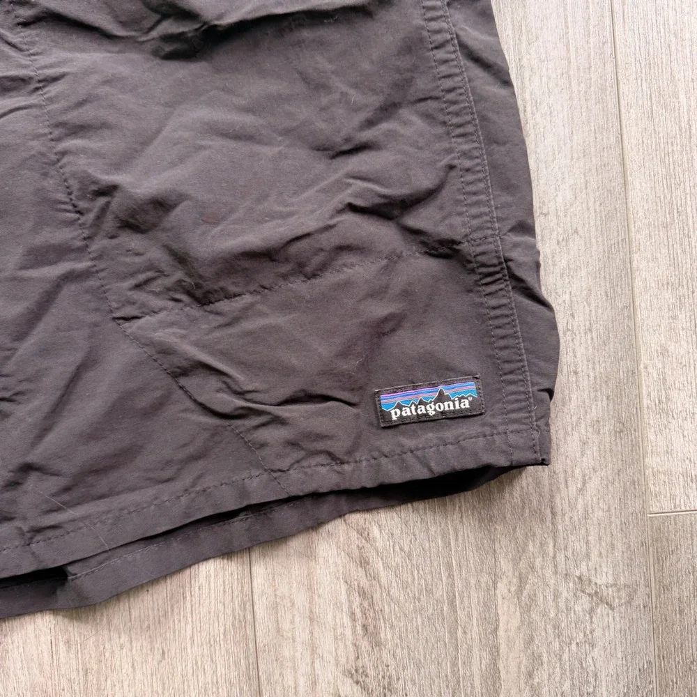 Patagonia men black